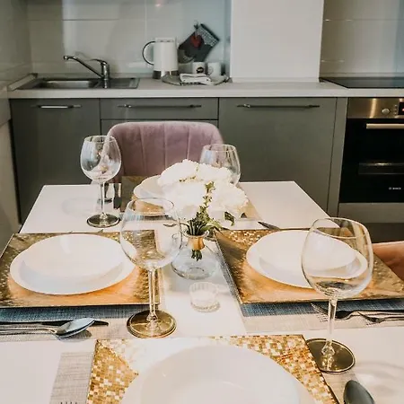 Bacchus Apartment