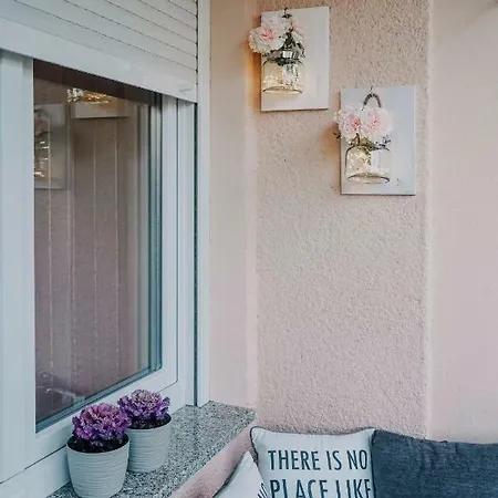 Bacchus Apartment *
